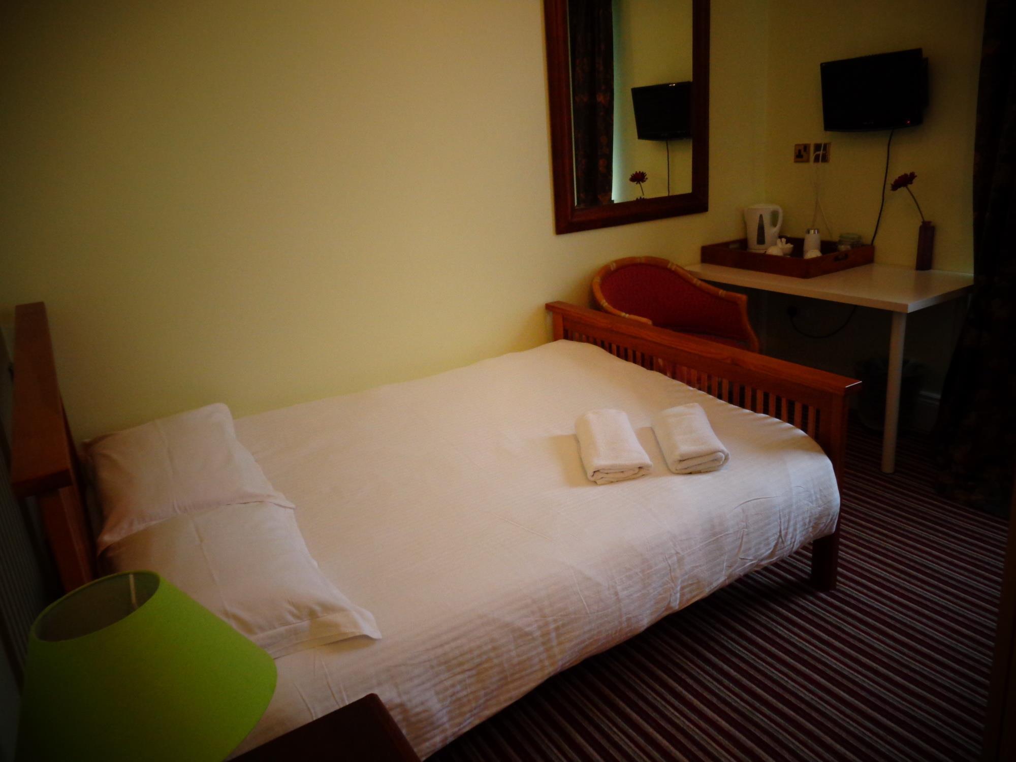 Aron Guest House Ealing Buitenkant foto